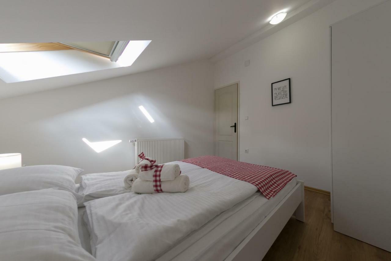 Ferienwohnung House Smolcic Otočac Exterior foto